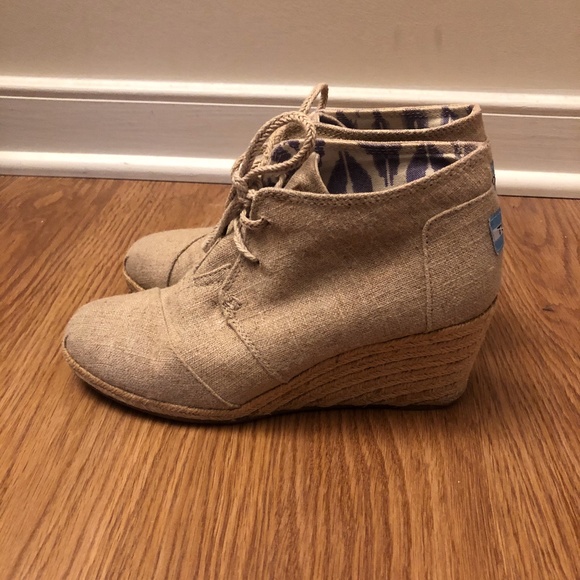 TOMS burlap wedge bootie - Picture 1 of 5